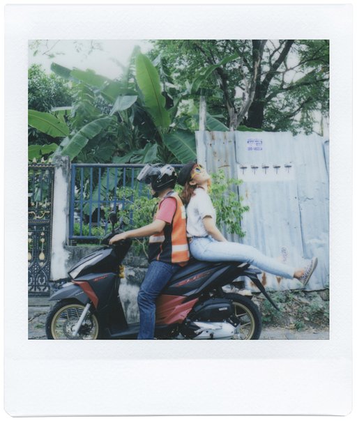 Chasing the Sun: Daytime Adventures with the Lomo'Instant Square 