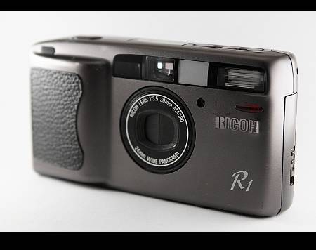 The Ricoh R1: The Wide Angle Wonder · Lomography