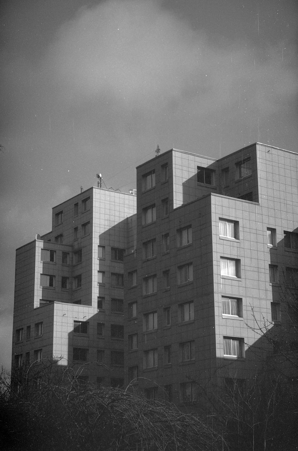First Impressions of the Babylon Kino B&W ISO 13 Film by EMGK Photographie 