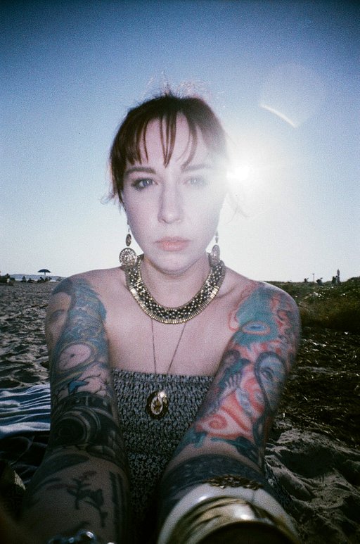 Staying in Love With Analogue Photography: An Interview with @camera-lust 