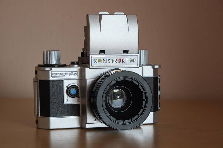 Camera: Fujifilm X-E1 · Lomography