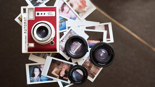 Auto-mode On with The Lomo'Instant Automat